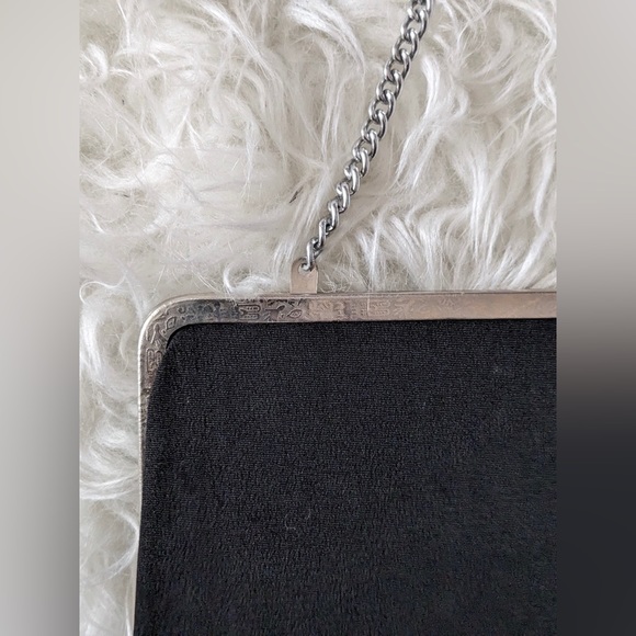 La Marguise Vintage Black & Silver Clutch - Picture 3 of 10
